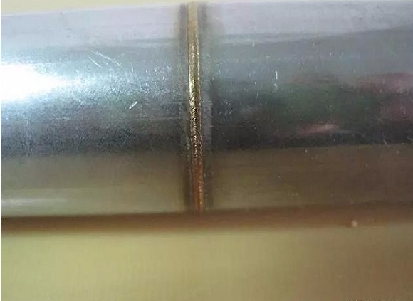 �������Ʒ�ܺ���ȱ�ݵ��γ�Ե��ԭ������Ҫ��