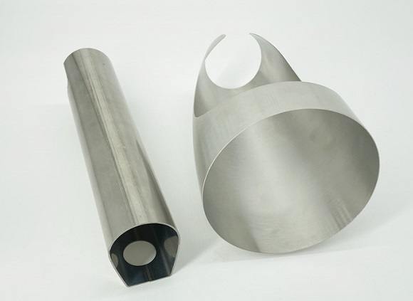 304����ֹ��ڼӹ����γ�ȱ�ݵ�Ե��ԭ����������