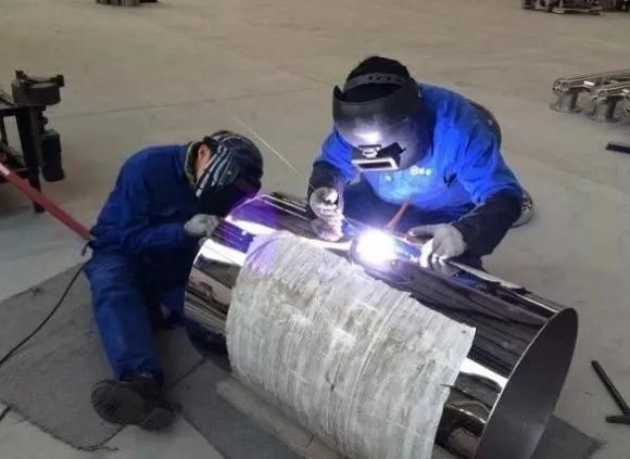 ���������������Ʒ�ܺ���ʣ��Ӧ��