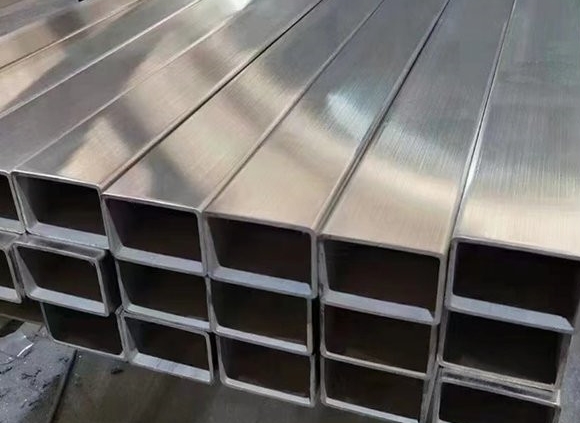 304���ܵ���ò�ӹ�